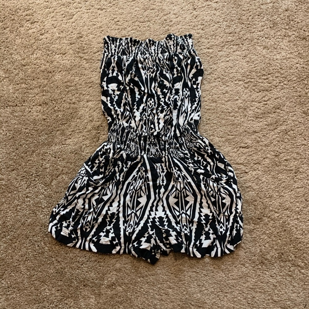Black/White Geometric Print Romper